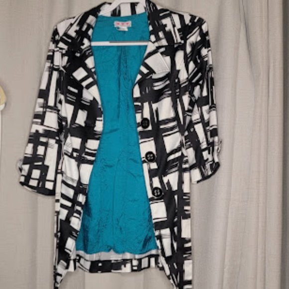 Three Pink Hearts- Jacket with buttons and waist tie Size Large - Picture 2 of 4